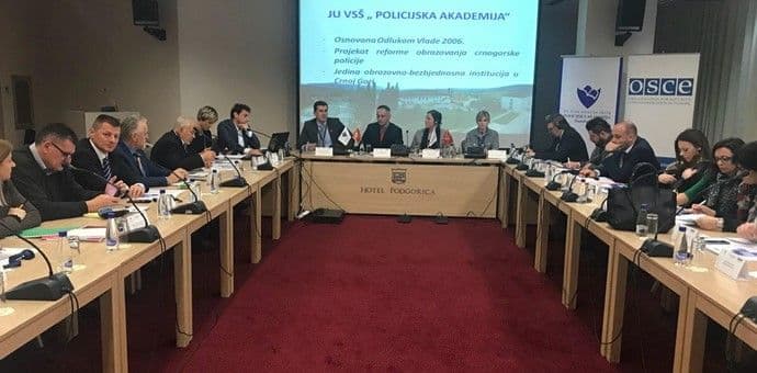 Pejanović otvorio radionicu o obrazovanju policajaca Pejanović otvorio radionicu o obrazovanju policajaca