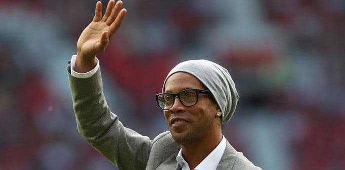 Ronaldinjo: Ne ženim se, to je laž Ronaldinjo: Ne ženim se, to je laž