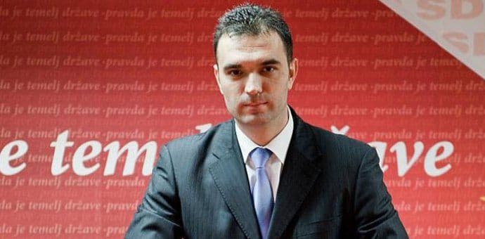 Smijenjen Rašketić, novi v.d. sekretara Goran Petrović Smijenjen Rašketić, novi v.d. sekretara Goran Petrović