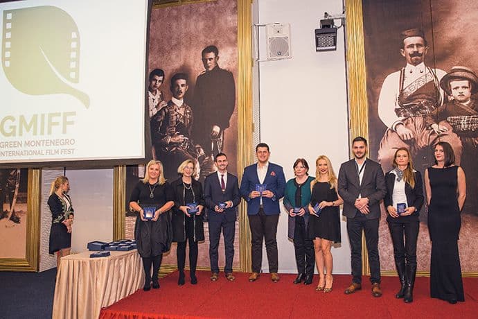 Najbolje ostvarenje "Plastični okean" Krega Lisona Najbolje ostvarenje "Plastični okean" Krega Lisona