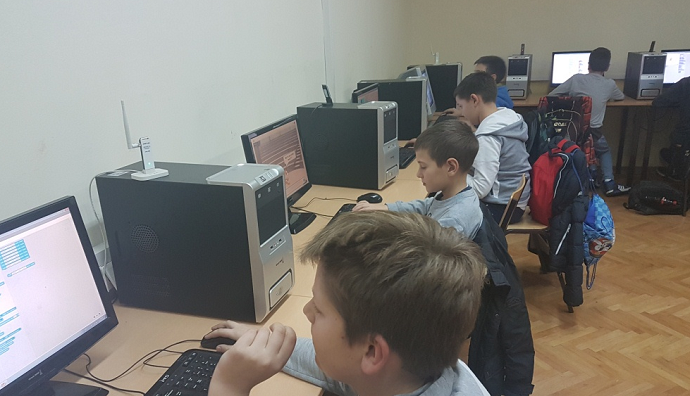 Škola programiranja i robotike za osnovce Škola programiranja i robotike za osnovce