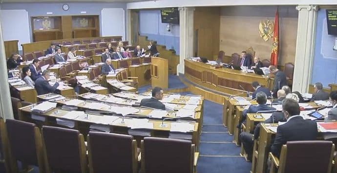 Premijerski sat 25. aprila Premijerski sat 25. aprila