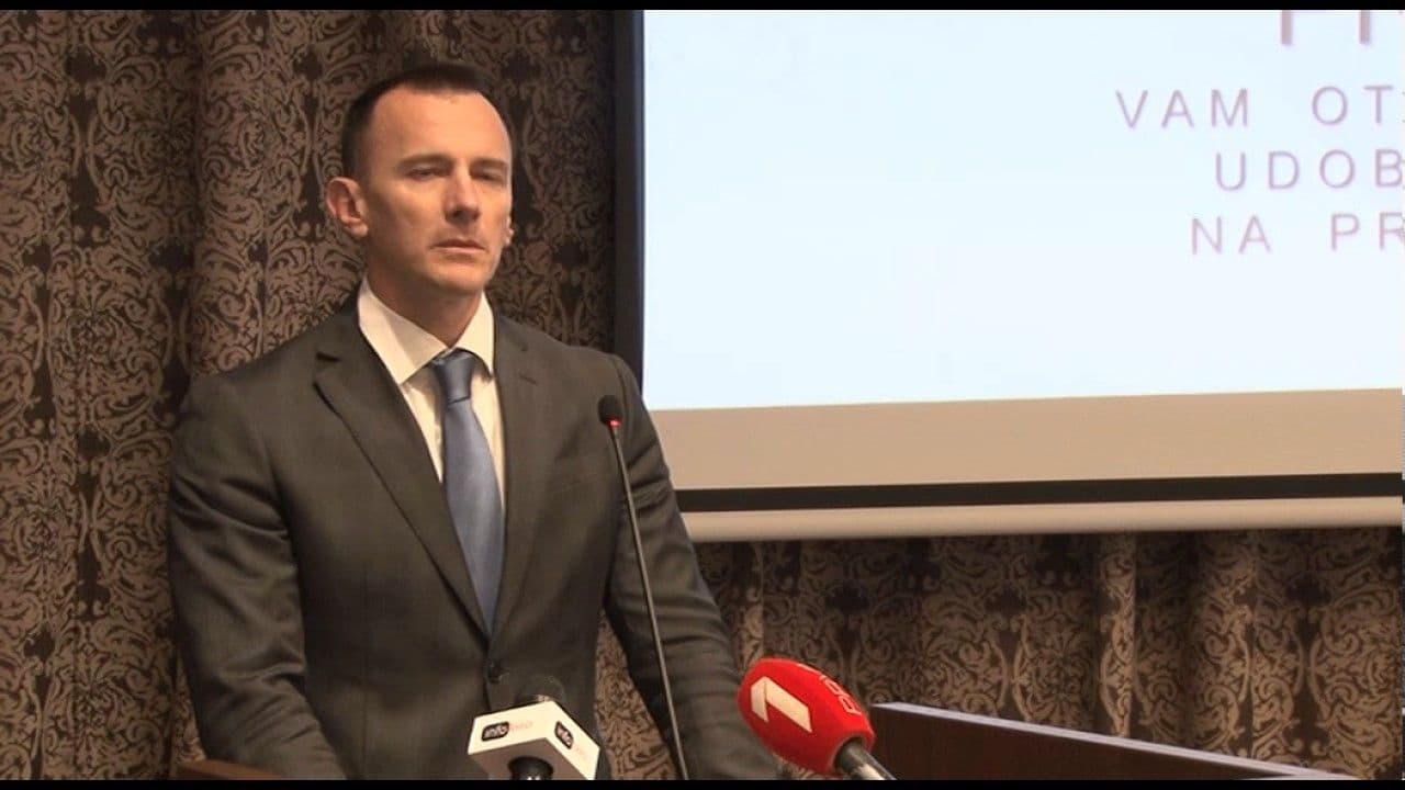 Branislav Todorović državni sekretar u Ministarstvu finansija Branislav Todorović državni sekretar u Ministarstvu finansija