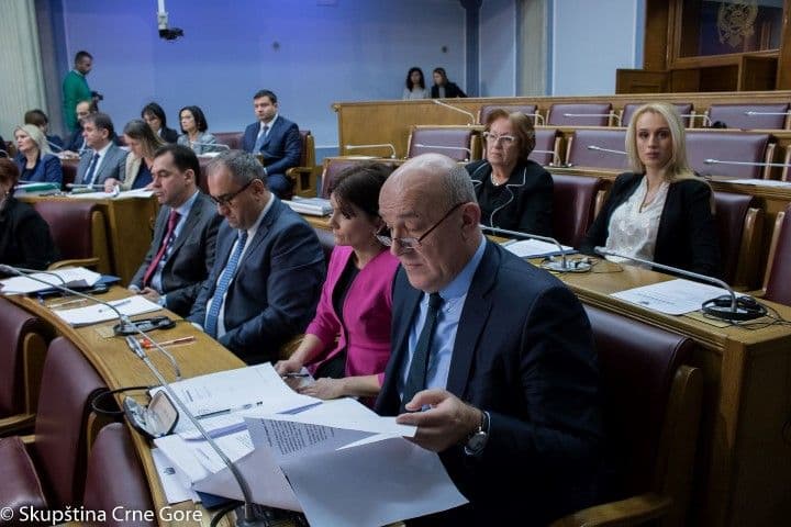 Nema zahtjeva za formiranje novih klubova Nema zahtjeva za formiranje novih klubova