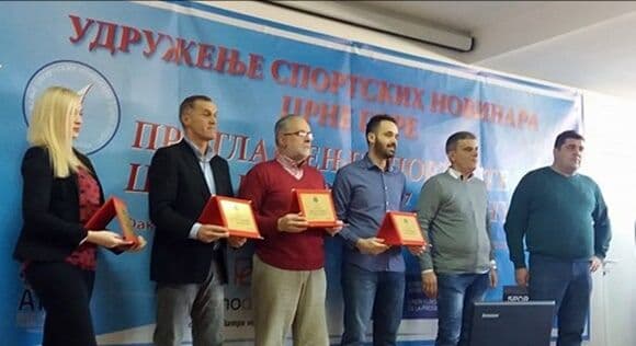 Nagrađeni najbolji sportisti i sportski novinari Nagrađeni najbolji sportisti i sportski novinari