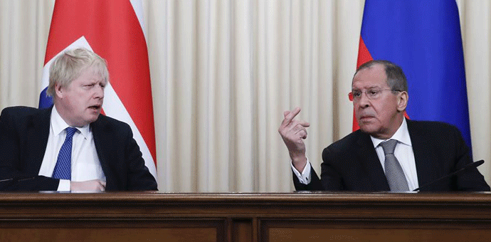 Verbalni sukob Džonsona i Lavrova (VIDEO) Verbalni sukob Džonsona i Lavrova (VIDEO)