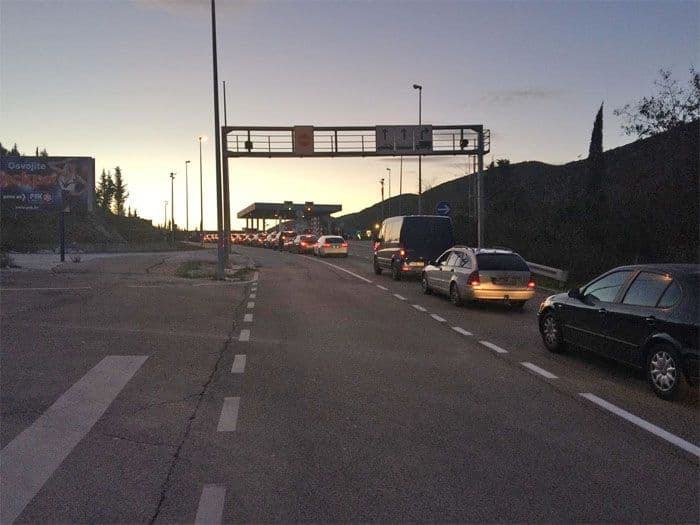 Na Debelom brijegu gužva kao usred ljeta Na Debelom brijegu gužva kao usred ljeta