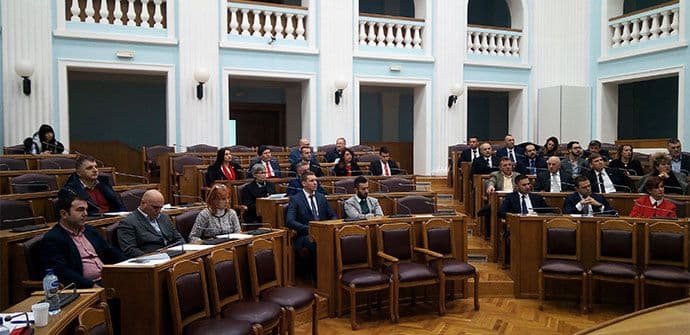 Verifikovani mandati, ali nije izabran predsjednik Skupštine Verifikovani mandati, ali nije izabran predsjednik Skupštine