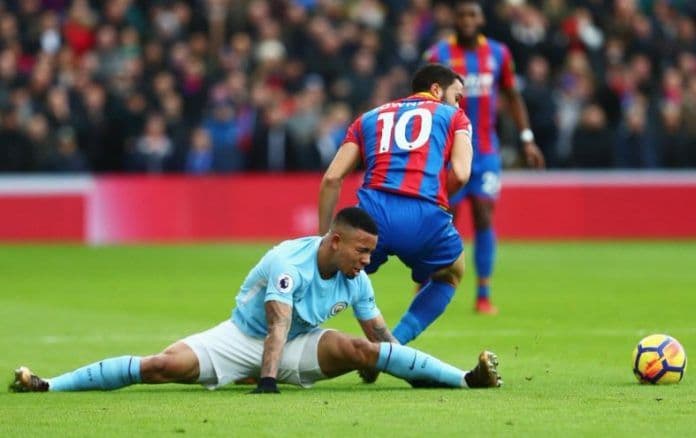 Palas zaustavio Siti Palas zaustavio Siti