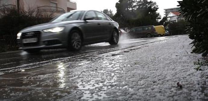 Oprezno na sjeveru zbog poledice Oprezno na sjeveru zbog poledice