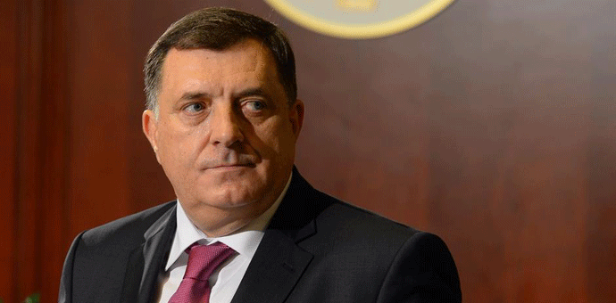 Hladan tuš Dodiku, policija mu razoružala ljude Hladan tuš Dodiku, policija mu razoružala ljude