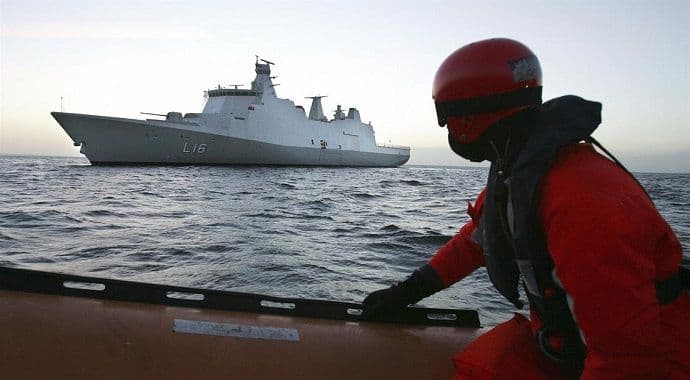 Kako je pomorski kapetan sa Cetinja sa posadom preživio 42 dramatična dana u Libiji Kako je pomorski kapetan sa Cetinja sa posadom preživio 42 dramatična dana u Libiji