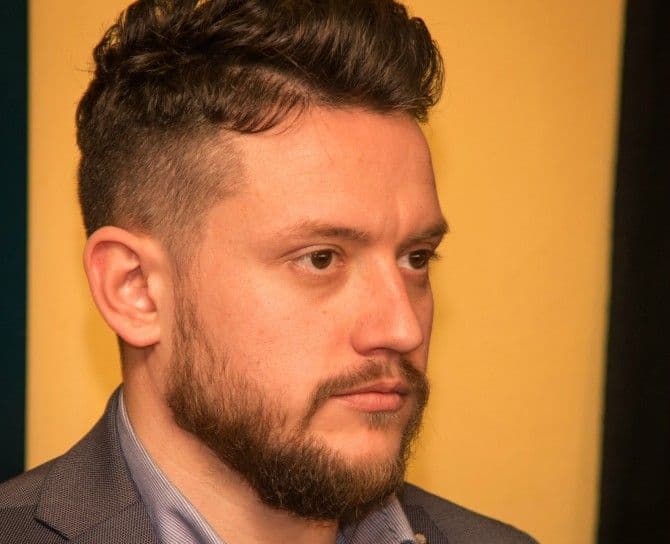 Dok preživljavanje postaje luksuz, Hrapović se razbacuje našim milionima Dok preživljavanje postaje luksuz, Hrapović se razbacuje našim milionima