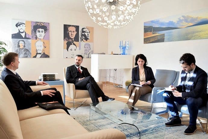 Zajednički projekti osnov za dalju saradnju Vlade i EBOR-a Zajednički projekti osnov za dalju saradnju Vlade i EBOR-a