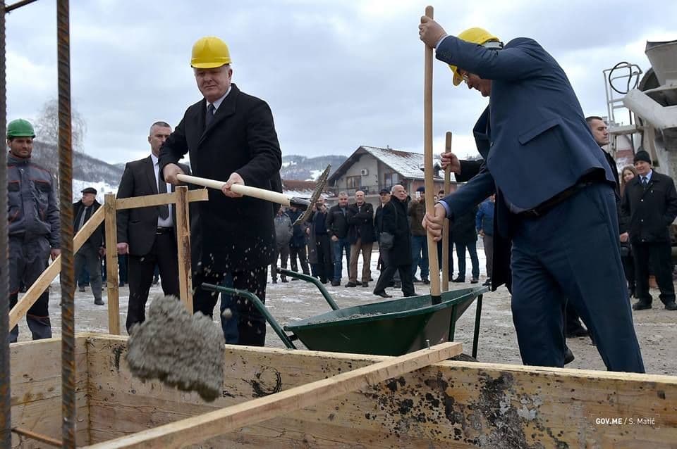 Marković obilježio početak gradnje trgovinskog centra kompanije ETC Marković obilježio početak gradnje trgovinskog centra kompanije ETC
