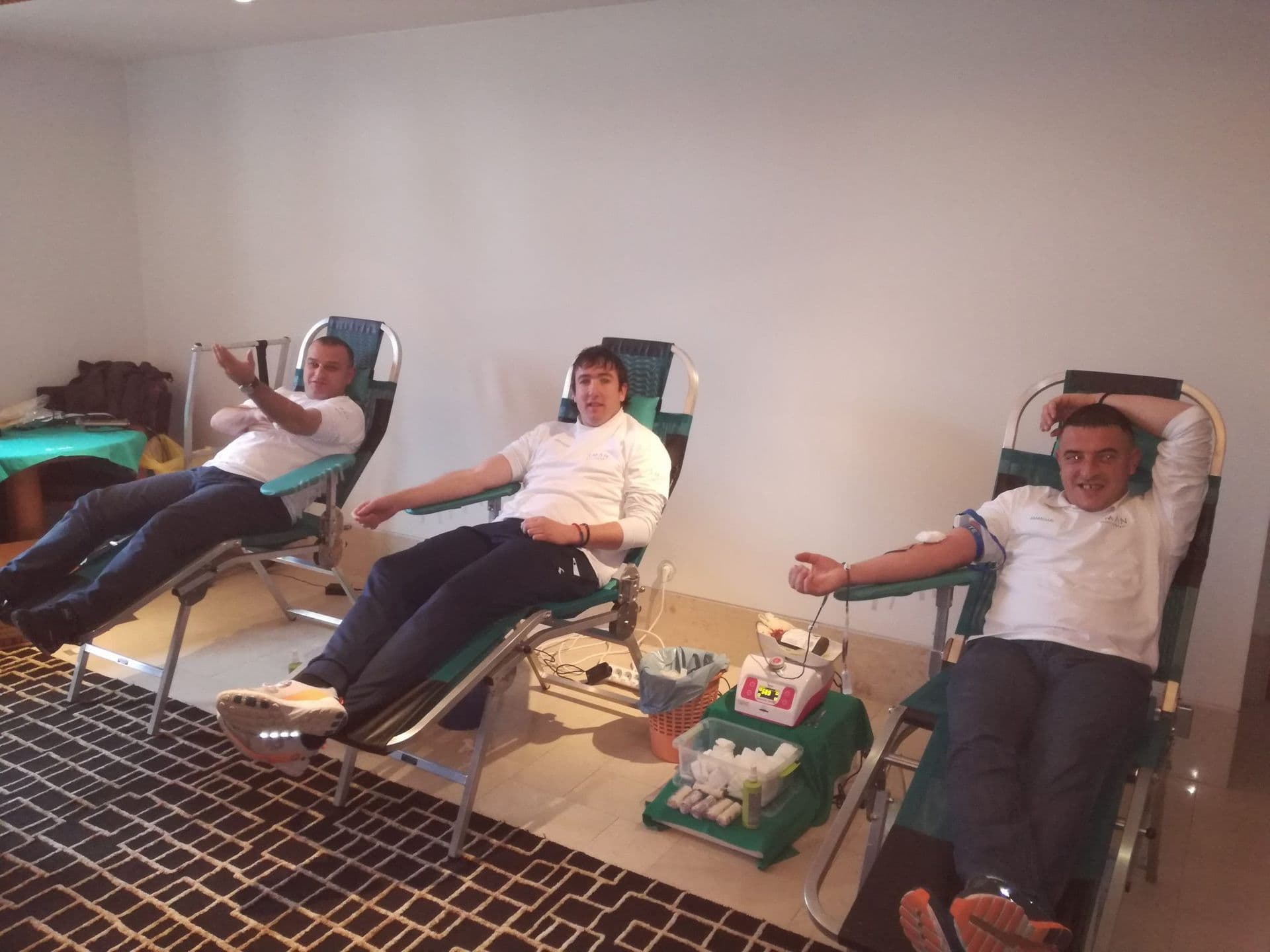 Zaposleni Adriatic Properties i Aman-a dobrovoljno dali krv Zaposleni Adriatic Properties i Aman-a dobrovoljno dali krv