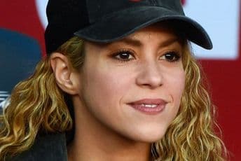 Šakira na ivici ludila zbog depresije Šakira na ivici ludila zbog depresije