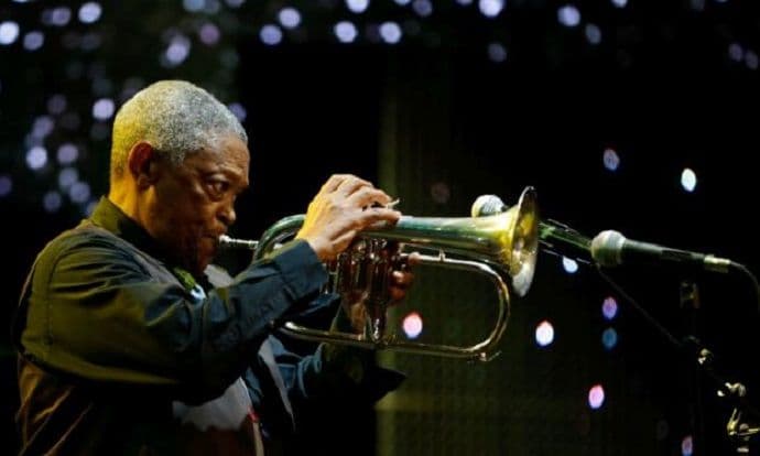 Preminuo Hju Masekela Preminuo Hju Masekela