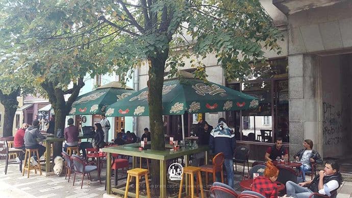 Kontrolisano 13 bezbjednosno interesantnih lica, pronađen kokain Kontrolisano 13 bezbjednosno interesantnih lica, pronađen kokain