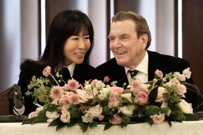 Gerhard Šreder se ženi peti put Gerhard Šreder se ženi peti put