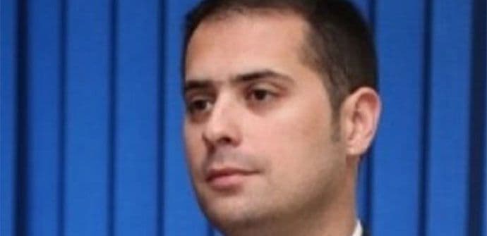 Ko je Ivan Jovetić koga je Administrativni odbor predložio za novog člana Savjeta RTCG? Ko je Ivan Jovetić koga je Administrativni odbor predložio za novog člana Savjeta RTCG?