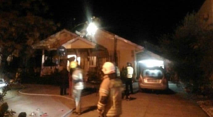 U Kotoru gorjela kuća: Materijalna šteta velika U Kotoru gorjela kuća: Materijalna šteta velika