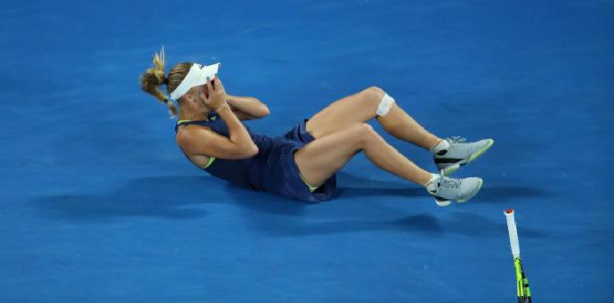 Karolina uzela krunu u Melburnu i sjela na tron! Karolina uzela krunu u Melburnu i sjela na tron!