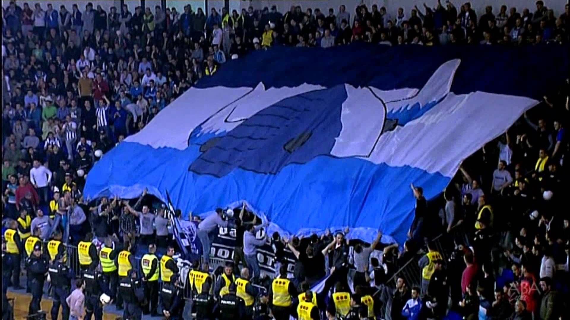 Varvari: Brane nam ulazak u salu Varvari: Brane nam ulazak u salu