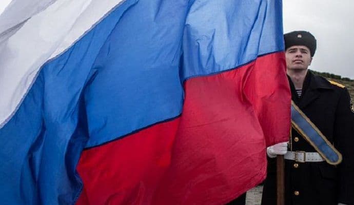 Evakuisan gornji dom parlamenta Rusije Evakuisan gornji dom parlamenta Rusije