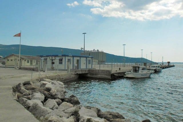 Zbrinuti migranti sa italijanskog broda Zbrinuti migranti sa italijanskog broda