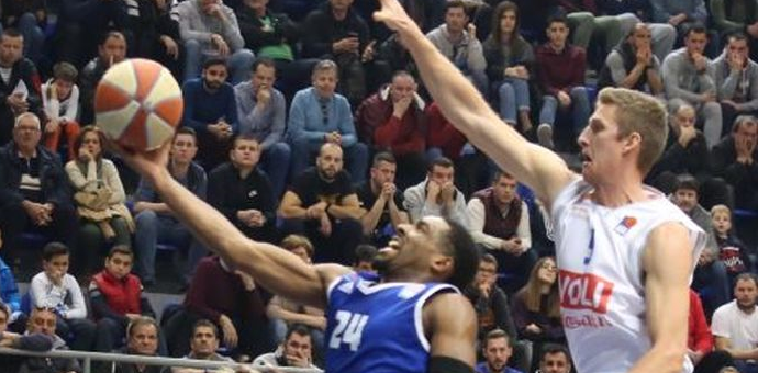 Važan meč i za jedne i za druge Važan meč i za jedne i za druge