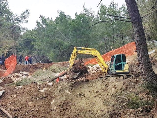 Radovi ugrožavaju stabilnost puta Radovi ugrožavaju stabilnost puta