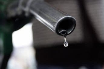 "Radim za Mila, platiće država" - sipao pun rezervoar goriva i otišao "Radim za Mila, platiće država" - sipao pun rezervoar goriva i otišao