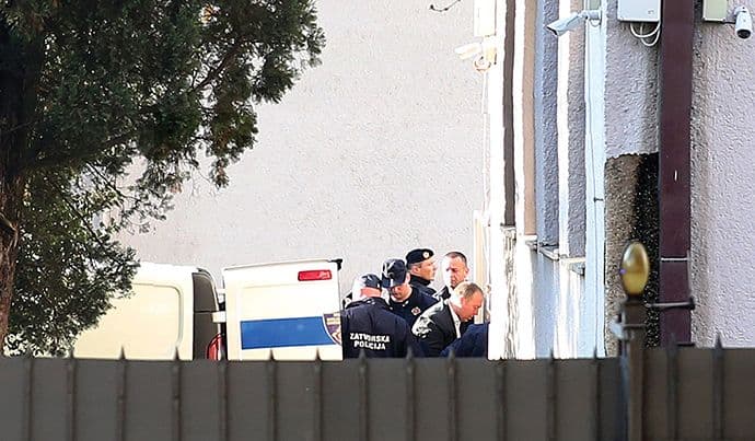 Dikić počeo štrajk glađu i žeđu Dikić počeo štrajk glađu i žeđu