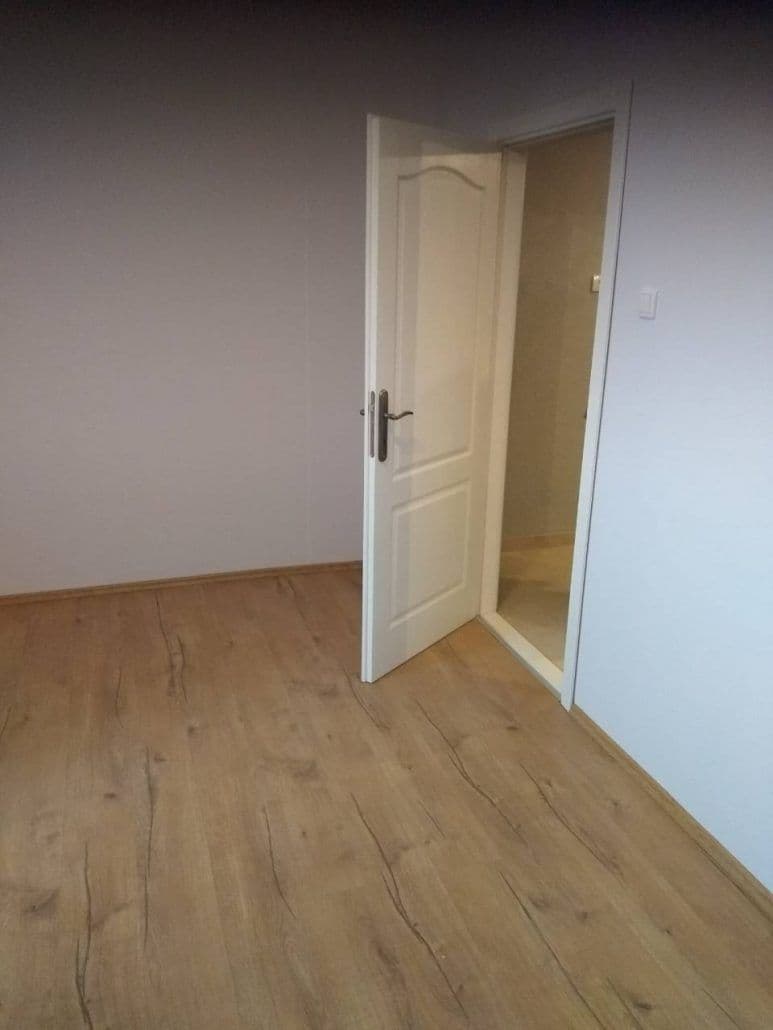 Završeni radovi na sanaciji stana šestočlane porodice Ćetković Završeni radovi na sanaciji stana šestočlane porodice Ćetković