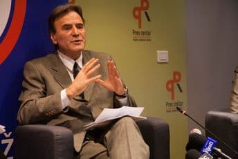 Blažić: Pregovori vladajućih partija neće donijeti ništa novo Blažić: Pregovori vladajućih partija neće donijeti ništa novo