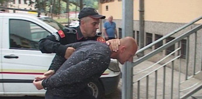 Šoškić tvrdi da se protivio ubistvu, ali je sa Konatarom mučio bračni par Dašić Šoškić tvrdi da se protivio ubistvu, ali je sa Konatarom mučio bračni par Dašić