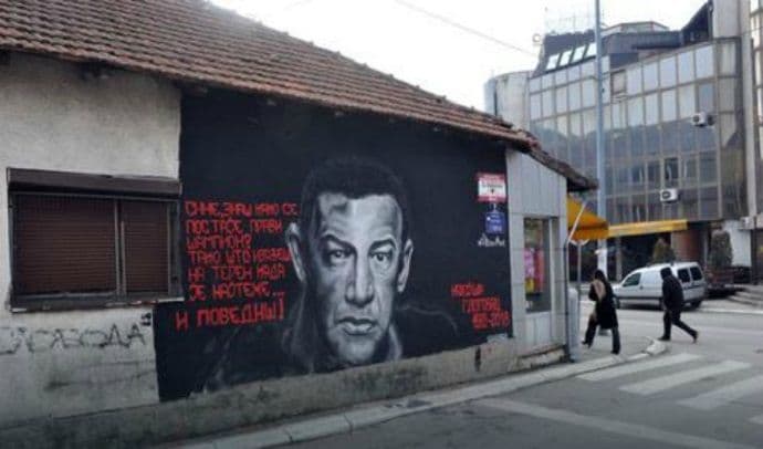 Preko noći u Užicu osvanuo mural posvećen Glogovcu. Preko noći u Užicu osvanuo mural posvećen Glogovcu.