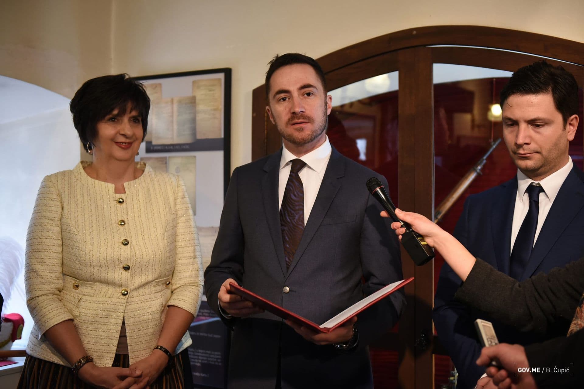 Otvorena izložba "Pobuna mornara u Boki Kotorskoj 1918-2018" Otvorena izložba "Pobuna mornara u Boki Kotorskoj 1918-2018"