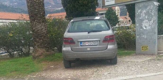 Krapoviću, šta ste uradili kako biste kaznili Vujovića? Krapoviću, šta ste uradili kako biste kaznili Vujovića?