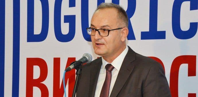 Šuković: Vojnici generala grantova Šuković: Vojnici generala grantova