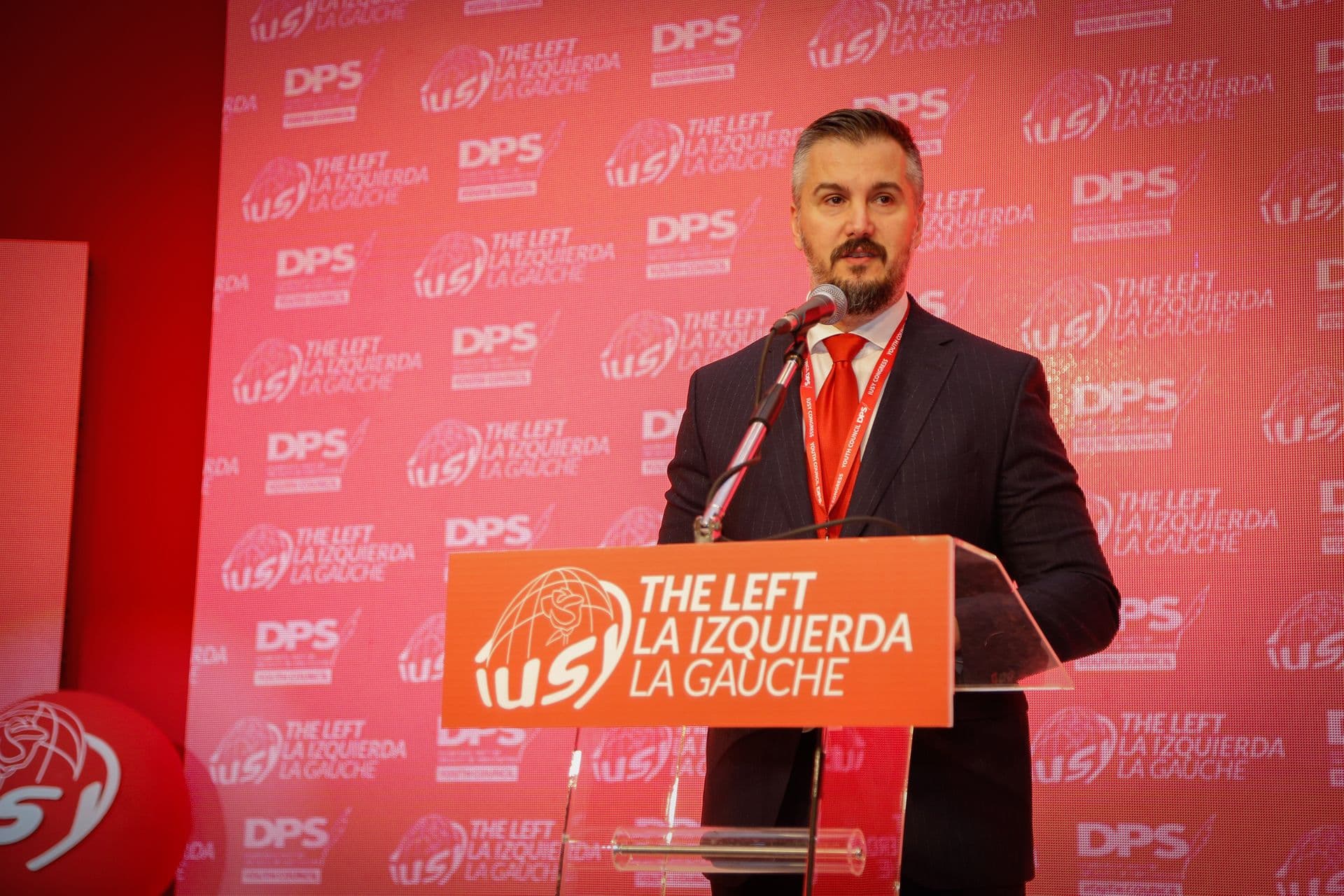 Crna Gora zahvaljujući umijeću lidera prevazišla sve prepreke Crna Gora zahvaljujući umijeću lidera prevazišla sve prepreke