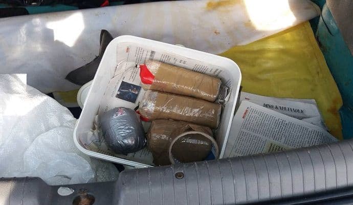 Pronađeno šest eksplozivih naprava namijenjenih nezakonitom izlovu ribe Pronađeno šest eksplozivih naprava namijenjenih nezakonitom izlovu ribe