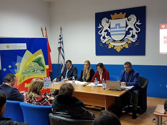 Agrobudžet predstavljen u Golubovcima i Tuzima Agrobudžet predstavljen u Golubovcima i Tuzima