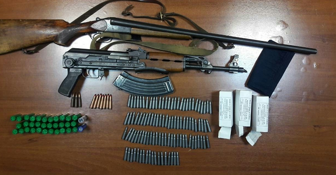 Oduzete automatska puška i veliki broj municije Oduzete automatska puška i veliki broj municije