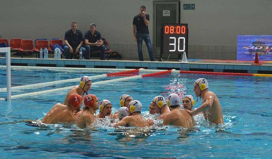 Nevolje na putu za Jadran Carine Nevolje na putu za Jadran Carine