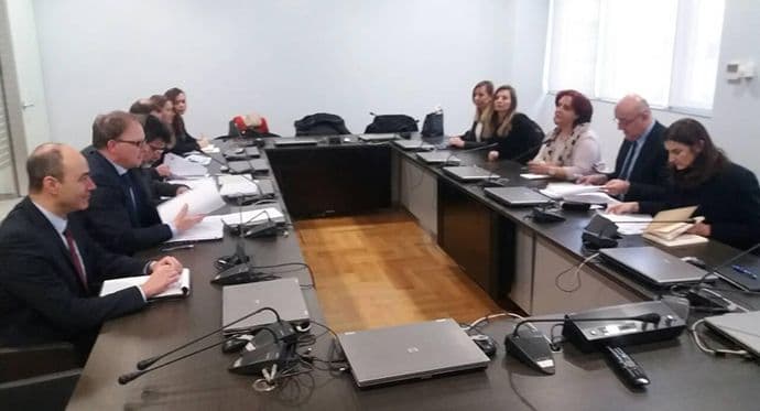 Smjernice za dalje sprovođenje fiskalnih mjera i strukturnih reformi Smjernice za dalje sprovođenje fiskalnih mjera i strukturnih reformi