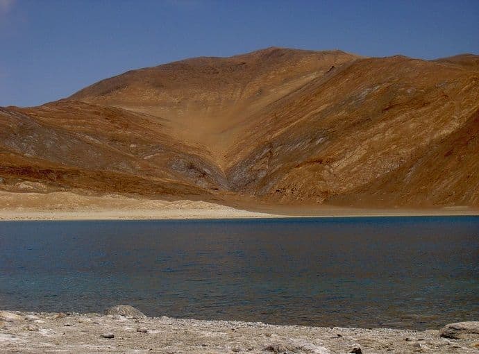 safirno-jezero-i-terakota-ladak