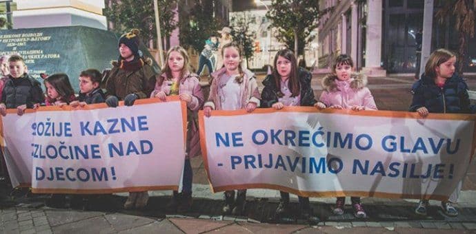 Pavlov zakon podržalo 6.500 građana, potpise dostavljaju Skupštini Pavlov zakon podržalo 6.500 građana, potpise dostavljaju Skupštini