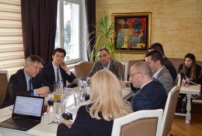 Delegacija MMF-a posjetila Ekonomski fakultet Delegacija MMF-a posjetila Ekonomski fakultet